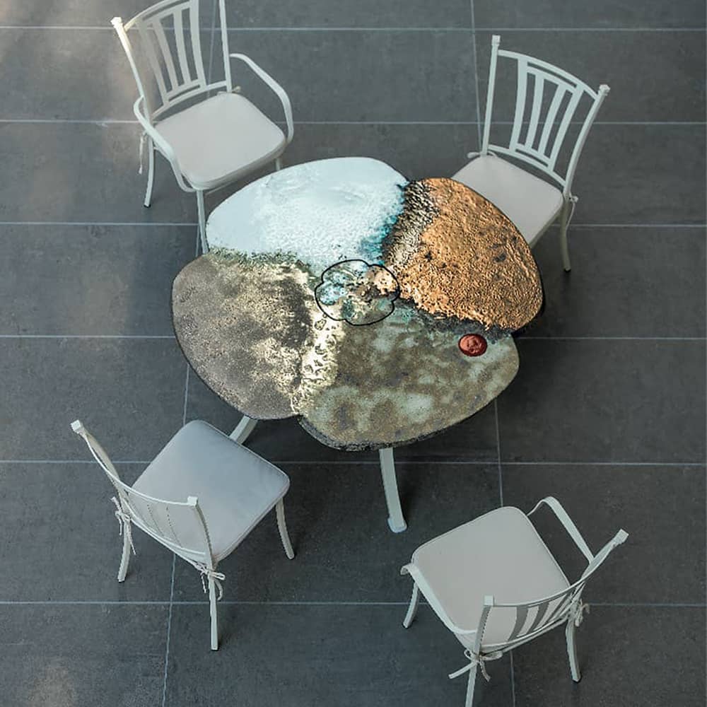 Tavolo in pietra smaltata