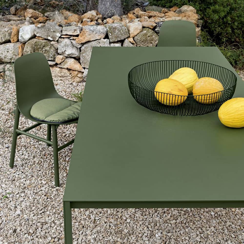 Tavolo in alluminio – Design contemporaneo per esterni ed interni
