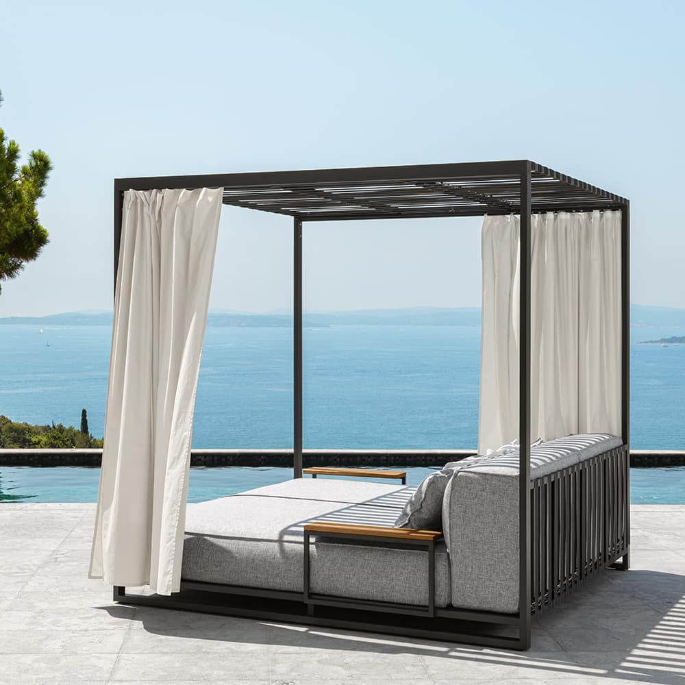 Letto a baldacchino
