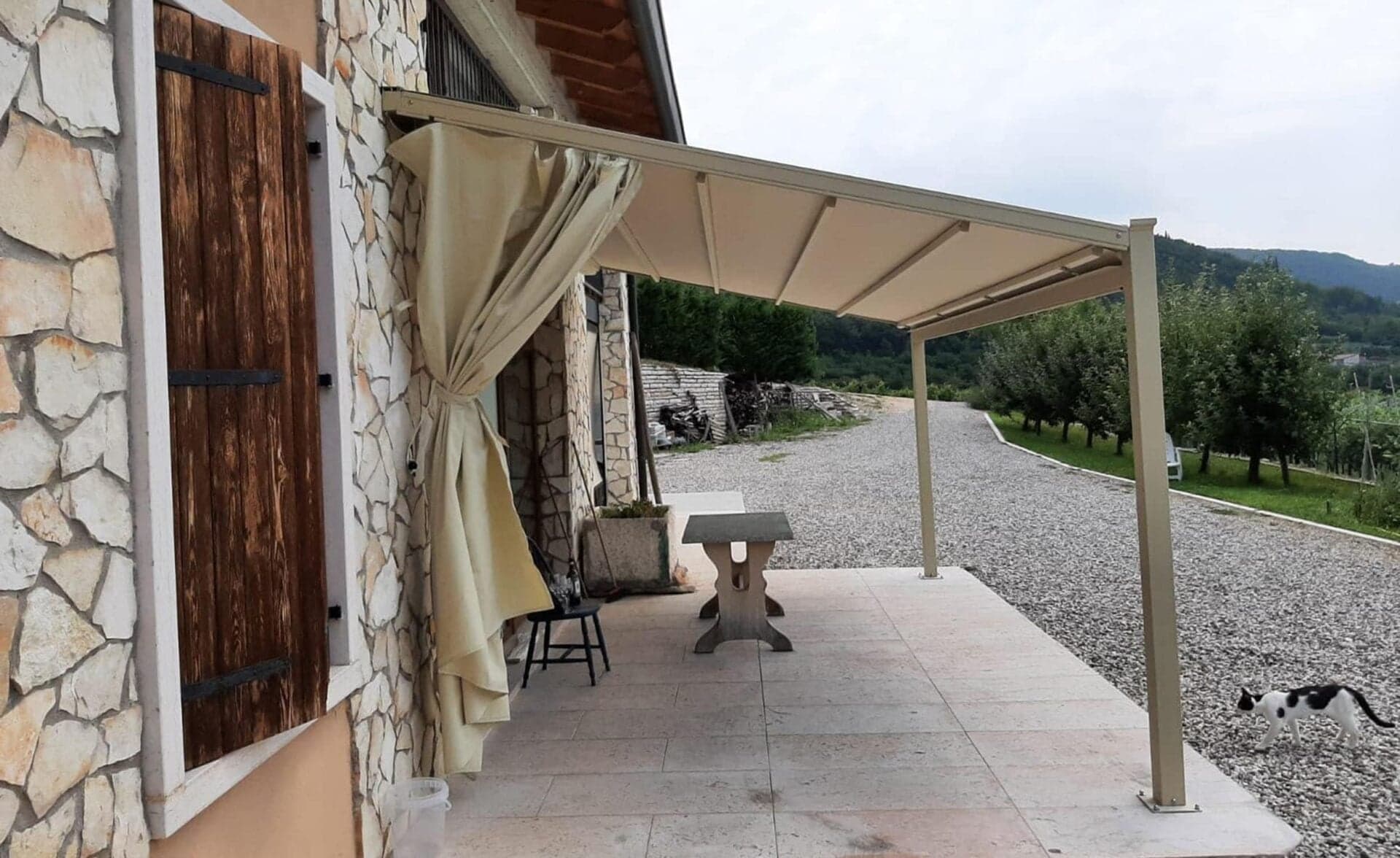 Pergotenda in ferro battuto
