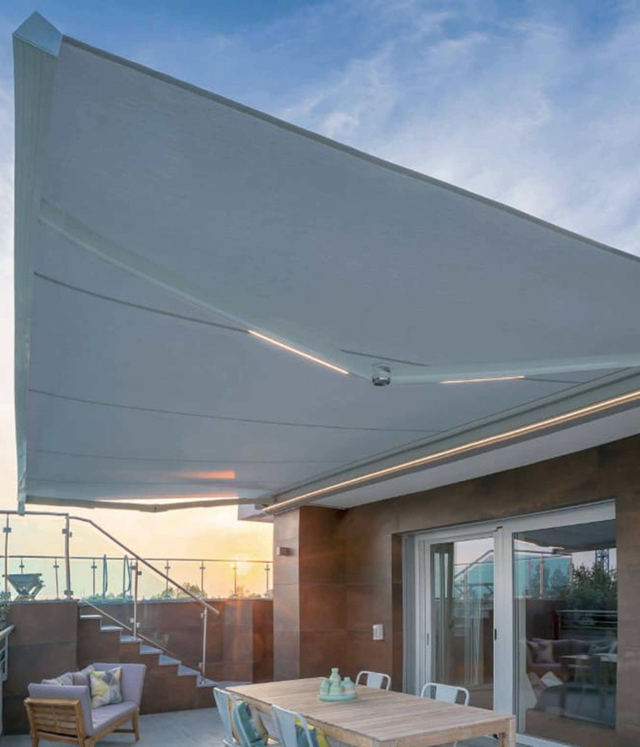 Tenda da sole con luci integrate
