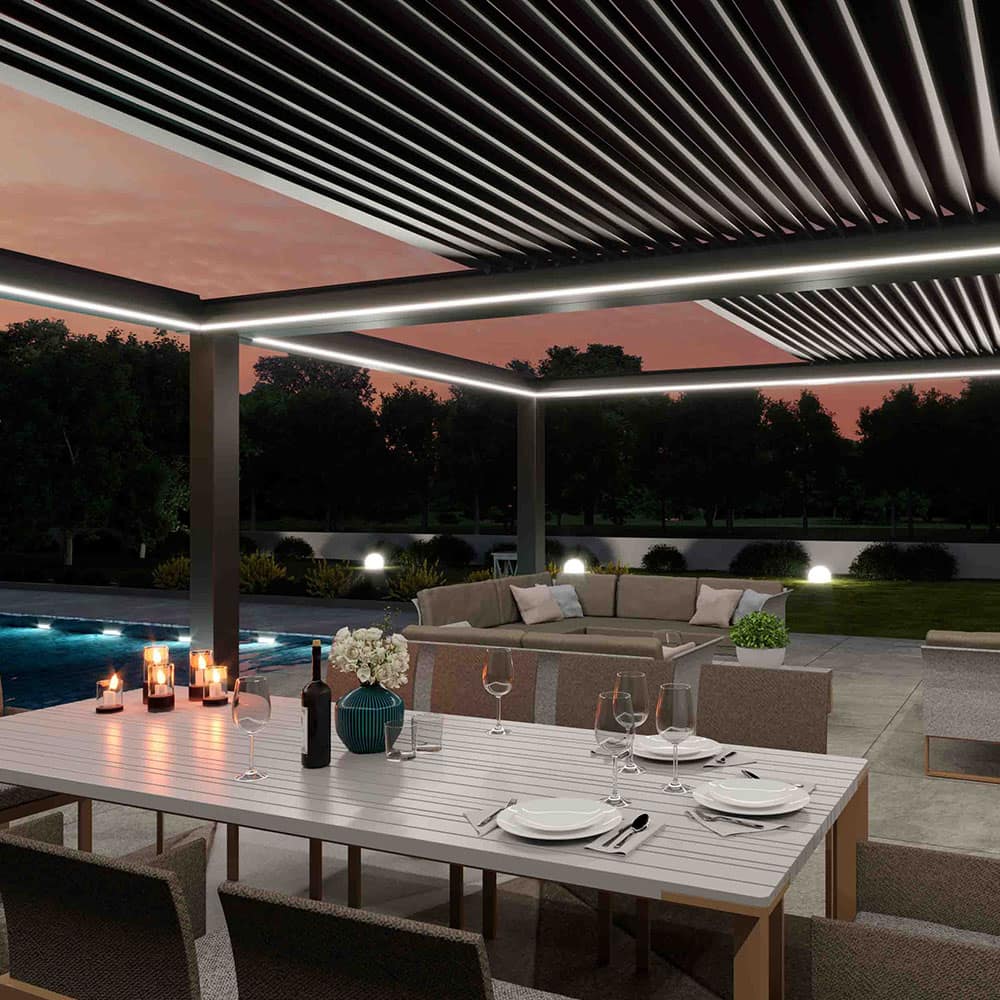 Pergola a lamelle impacchettabili in alluminio