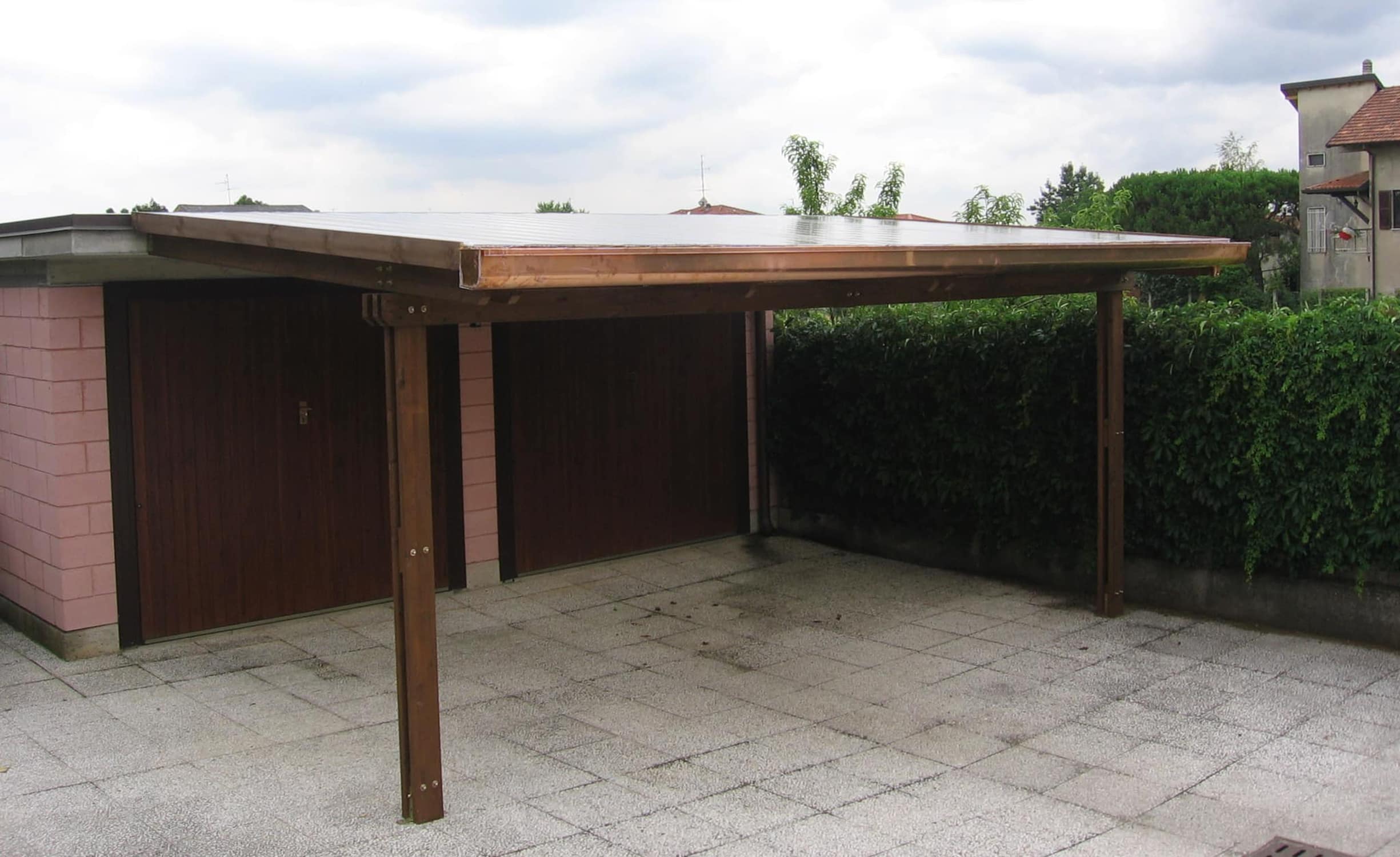 Pergola con copertura in policarbonato