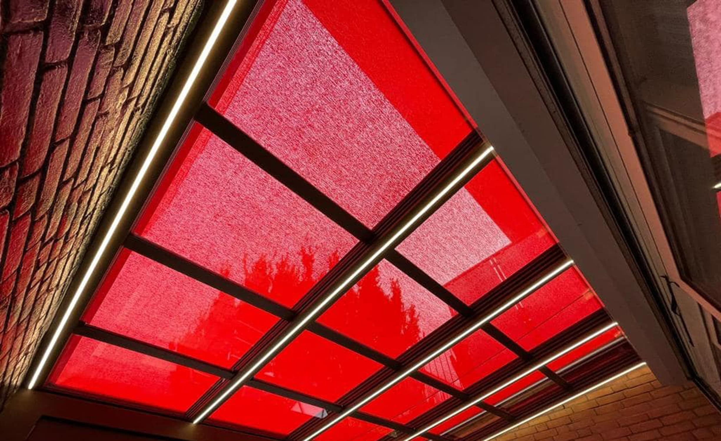 Veranda con tenda da sole