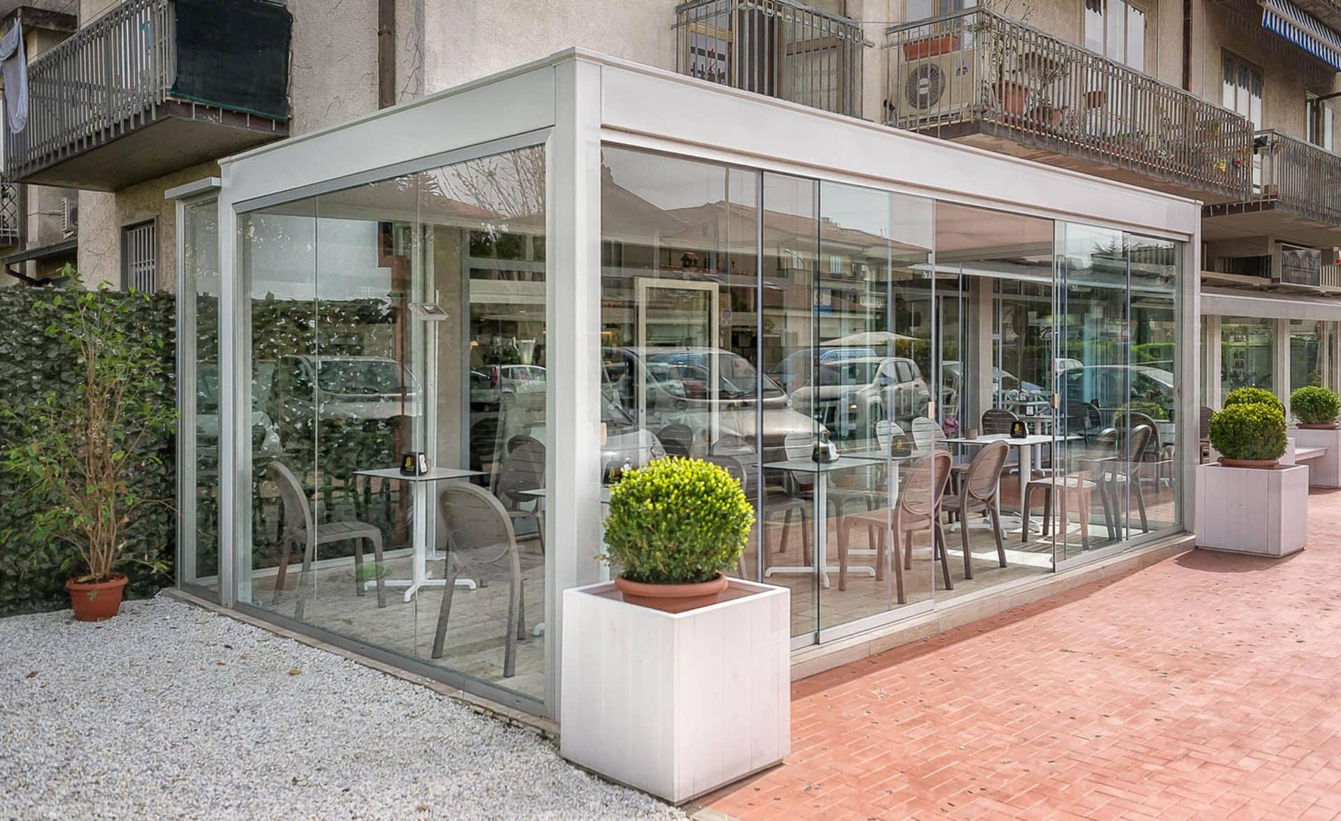 Gazebo con vetrate