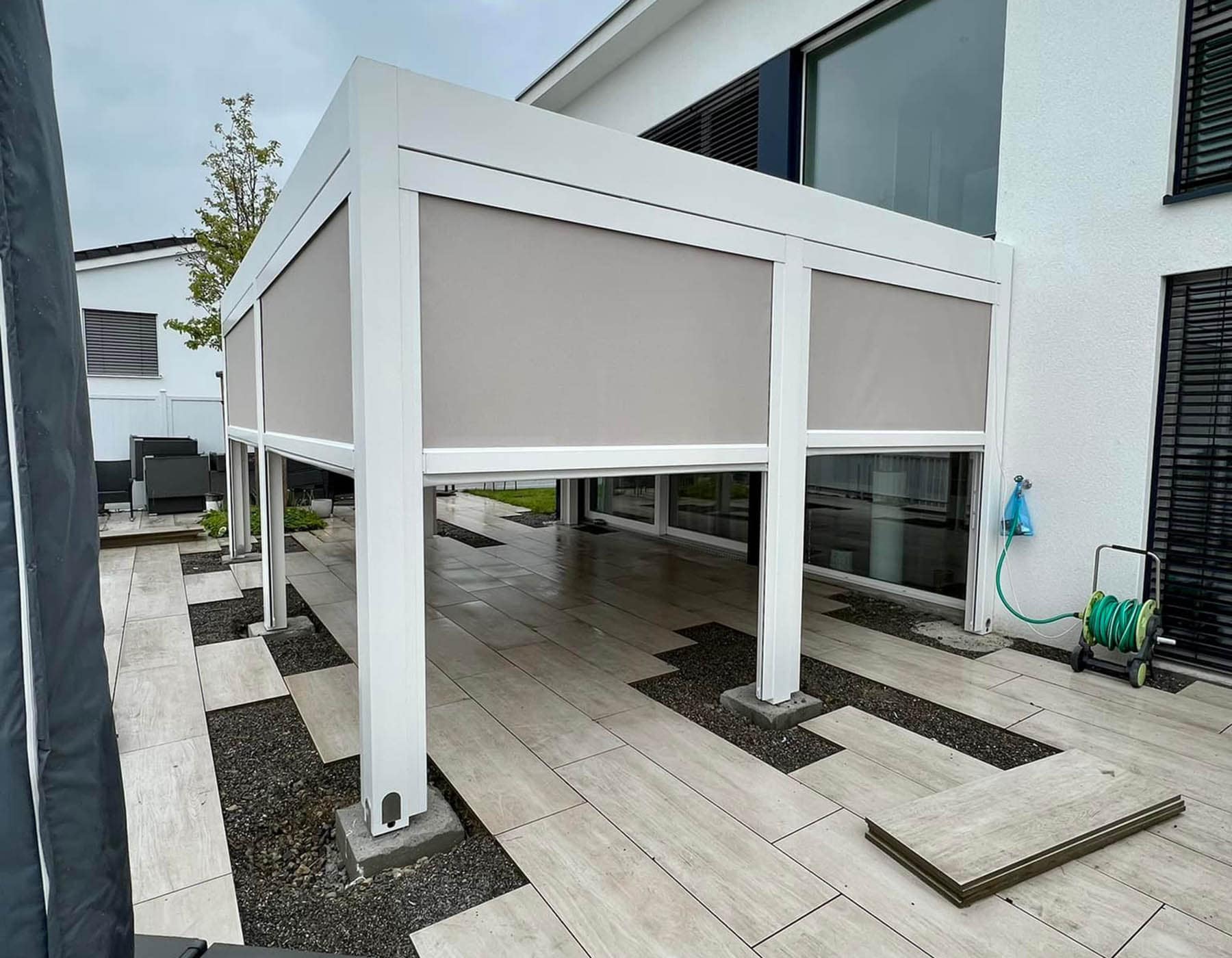 Pergola fotovoltaica con accumulo