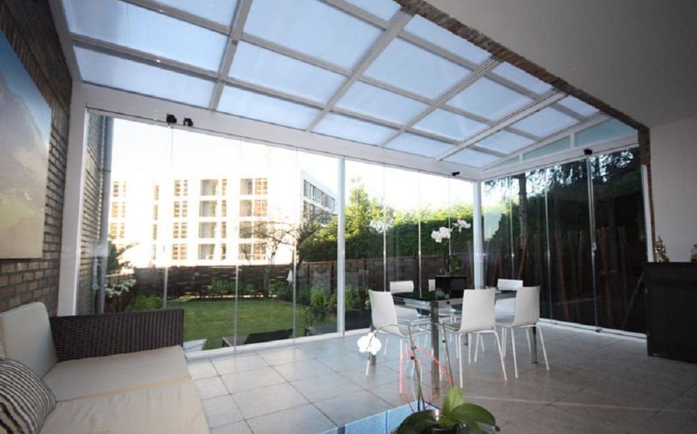 Veranda con tetto in vetro a controllo solare guardian