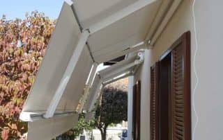 tenda con inclinazione doppia