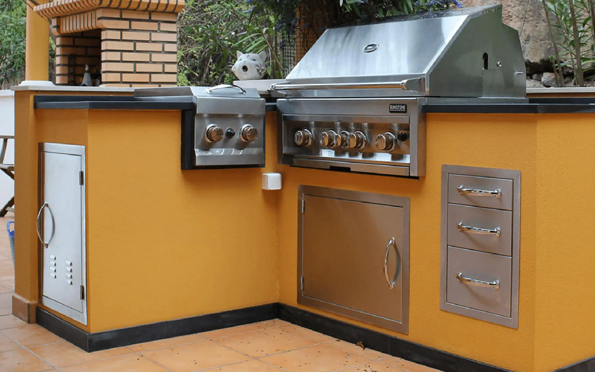 Cucine barbecue in muratura e prefabbricate