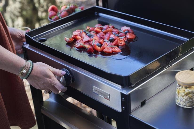 Le marquier Piastra Liscia Elettrica La Plancha Francaise 150 Duo Edition (Coperchio, Carrello, Porta-Spezie E Tendina Inclusi)